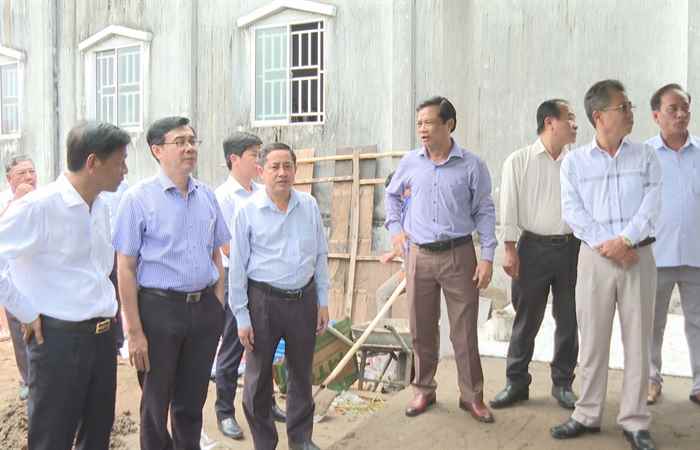 Cù Lao Dung quyết tâm thực hiện đạt Kế hoạch về xóa nhà tạm, nhà dột nát trên địa bàn (23-01-2025)